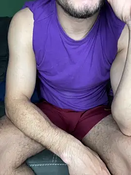 alessand180521 online show from February 26, 2026, 6:29 pm