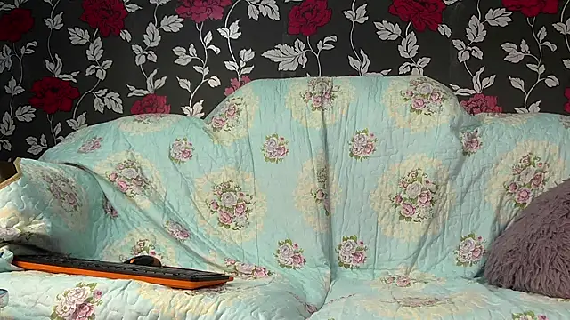 KlaraMuse online show from March 2, 2026, 6:04 pm