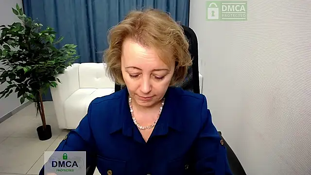 MONA W online show from February 19, 2026, 11:06 am