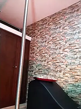 whitney brown  online show from March 11, 2026, 1:39 pm