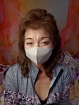 Snapshot of URAN429 chatting on February 14, 2026, 6:26 pm URAN429 online show from February 14, 2026, 6:26 pm