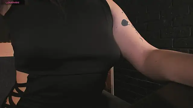 Snapshot of Maykinkya chatting on February 7, 2026, 1:59 pm Maykinkya online show from February 7, 2026, 1:59 pm