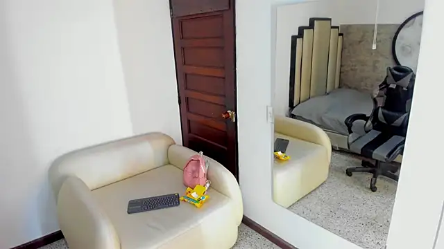 Snapshot of Philipp-Jones chatting on February 25, 2026, 1:21 pm Philipp-Jones online show from February 25, 2026, 1:21 pm