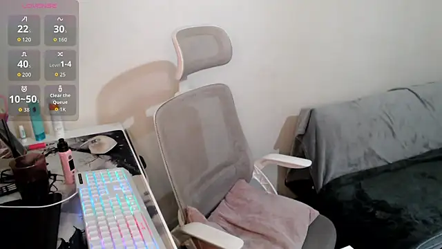 Snapshot of AustrianGirl99AtWork chatting on February 12, 2026, 12:27 am AustrianGirl99AtWork online show from February 12, 2026, 12:27 am