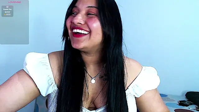 Snapshot of emily-rousee- chatting on March 1, 2026, 3:19 am emily-rousee- online show from March 1, 2026, 3:19 am