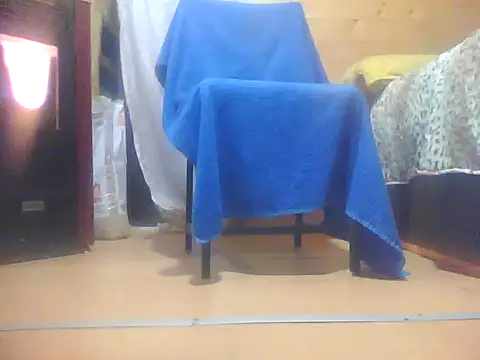 Luanatrav1 online show from February 11, 2026, 9:42 pm