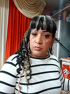 SabrinaColin online show from February 6, 2026, 3:11 am