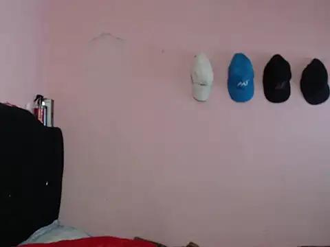 Snapshot of Cronos_Hot_8 chatting on February 14, 2026, 12:51 am Cronos Hot 8 online show from February 14, 2026, 12:51 am