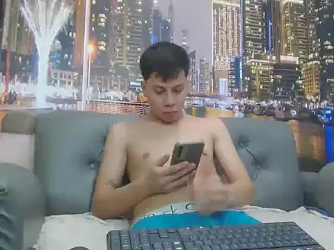 santiago xxxcol online show from March 24, 2026, 11:54 pm