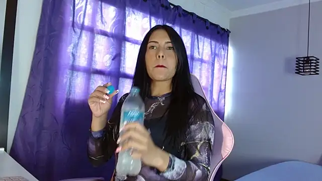 VelvetRosss online show from February 23, 2026, 7:44 pm