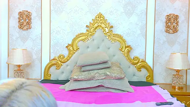 Snapshot of AlanaHouston chatting on February 17, 2026, 1:18 pm AlanaHouston online show from February 17, 2026, 1:18 pm