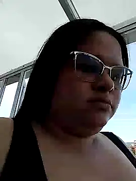 Snapshot of SamanthaStonee chatting on February 11, 2026, 10:04 pm SamanthaStonee online show from February 11, 2026, 10:04 pm