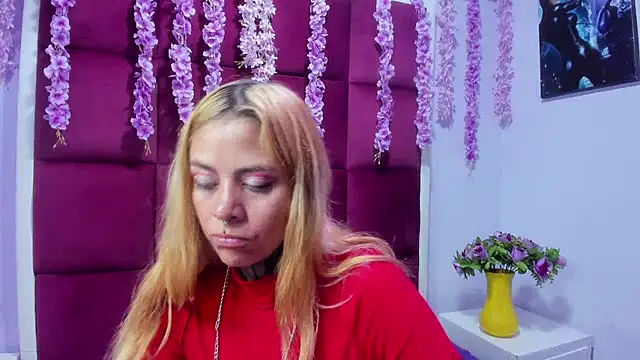 Snapshot of Dakota_Angell_ chatting on February 24, 2026, 2:09 am Dakota Angell online show from February 24, 2026, 2:09 am