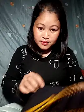 Snapshot of Mayly_Sweet chatting on February 27, 2026, 1:00 pm Mayly Sweet online show from February 27, 2026, 1:00 pm