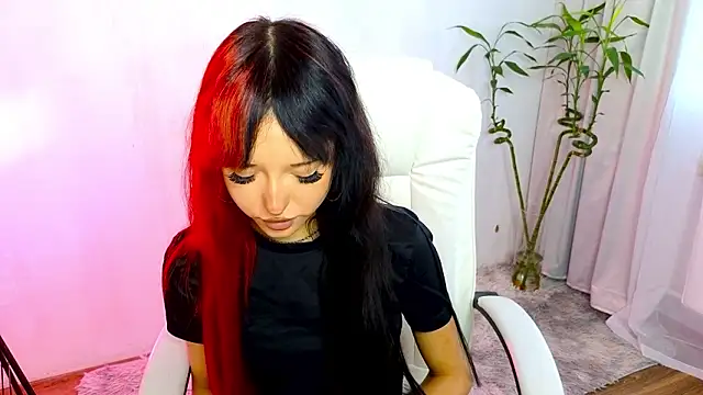 Snapshot of __Amiraa chatting on February 5, 2026, 11:04 am Amiraa online show from February 5, 2026, 11:04 am