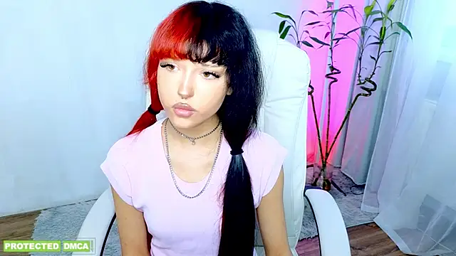 Snapshot of __Amiraa chatting on March 3, 2026, 11:27 am Amiraa online show from March 3, 2026, 11:27 am