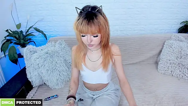   Amiraa online show from April 4, 2026, 10:57 am