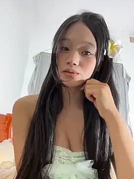 Snapshot of srr6677 chatting on February 15, 2026, 2:03 pm srr6677 online show from February 15, 2026, 2:03 pm