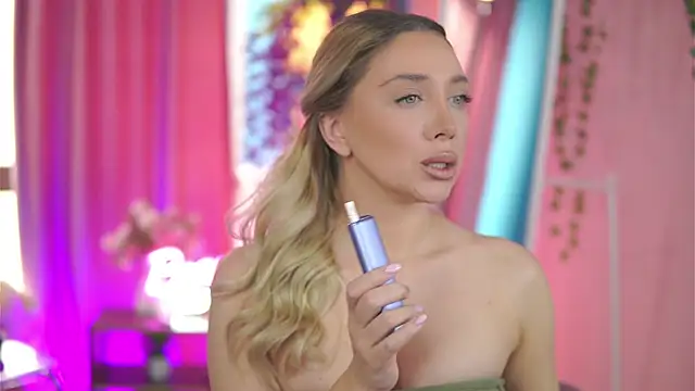 Snapshot of NadyaBlue chatting on March 2, 2026, 7:15 am NadyaBlue online show from March 2, 2026, 7:15 am