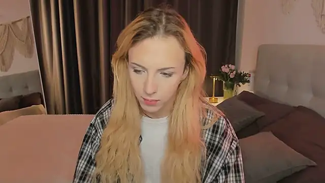 Tiffany  King online show from April 15, 2026, 5:25 am