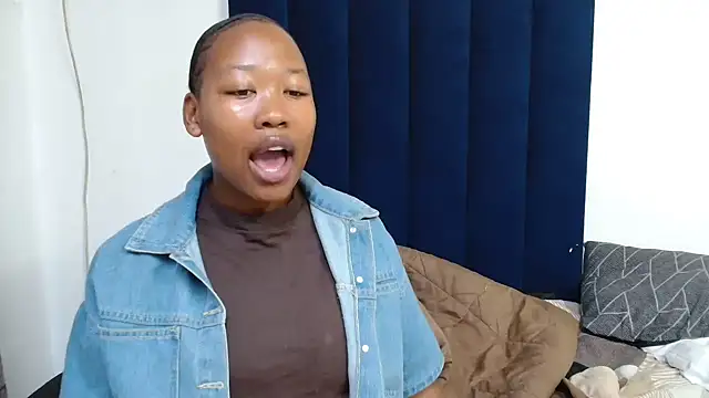 Snapshot of Lissa_27 chatting on March 1, 2026, 5:04 pm Lissa 27 online show from March 1, 2026, 5:04 pm