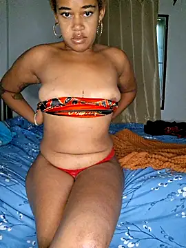 Snapshot of Seductive_Simon333 chatting on February 6, 2026, 2:38 am Seductive Simon333 online show from February 6, 2026, 2:38 am