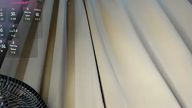 Snapshot of Lucia_velez chatting on March 3, 2026, 2:28 am Lucia velez online show from March 3, 2026, 2:28 am