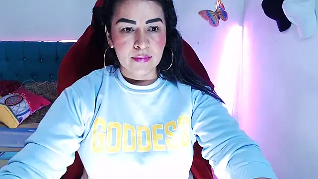 hotsweet-69 online show from April 15, 2026, 4:41 am