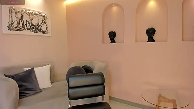 LucieMartin online show from April 6, 2026, 7:26 pm