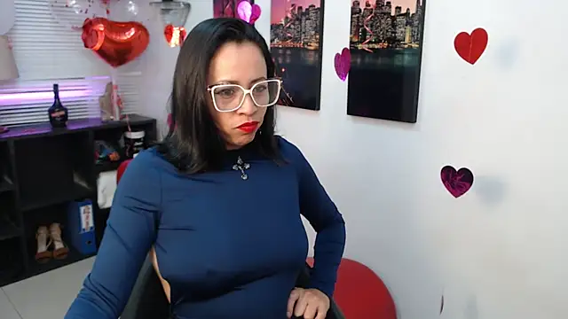 Snapshot of Milfangel1 chatting on February 15, 2026, 12:03 pm Milfangel1 online show from February 15, 2026, 12:03 pm