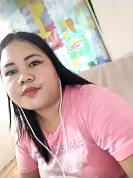 Snapshot of biggbooty15 chatting on February 7, 2026, 3:32 am biggbooty15 online show from February 7, 2026, 3:32 am