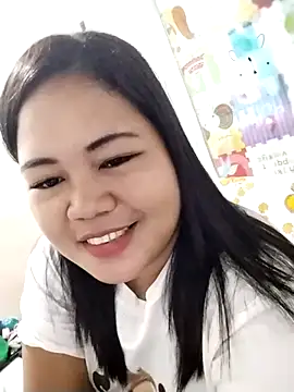 Snapshot of biggbooty15 chatting on February 16, 2026, 12:07 am biggbooty15 online show from February 16, 2026, 12:07 am