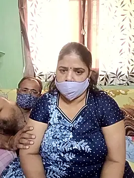 HoneyHush online show from March 10, 2026, 10:09 am