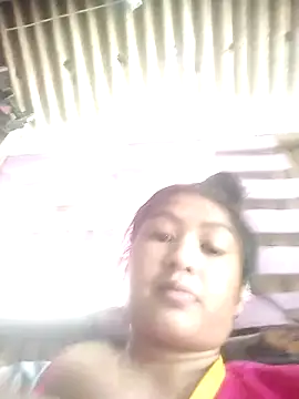 SweetKirsten69 online show from April 20, 2026, 3:09 am