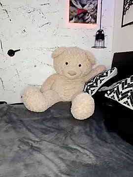 Snapshot of ian_smith_ chatting on March 4, 2026, 12:27 am ian smith online show from March 4, 2026, 12:27 am