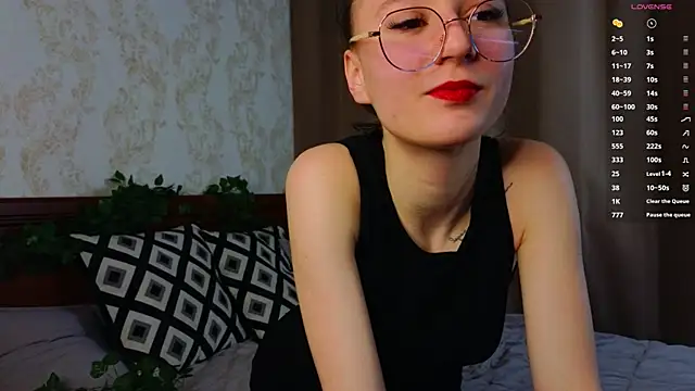 AuburnConfetti online show from March 26, 2026, 7:19 pm