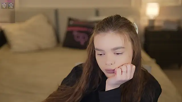 Zlata Sky online show from November 26, 2025, 3:46 pm