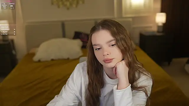 Snapshot of Zlata_Sky chatting on May 3, 2026, 10:43 am Zlata Sky online show from May 3, 2026, 10:43 am