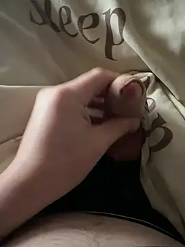 twankletoes1234 online show from April 14, 2026, 6:30 am