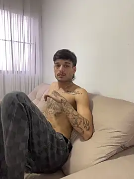 Snapshot of ruffvip chatting on February 8, 2026, 7:50 pm ruffvip online show from February 8, 2026, 7:50 pm