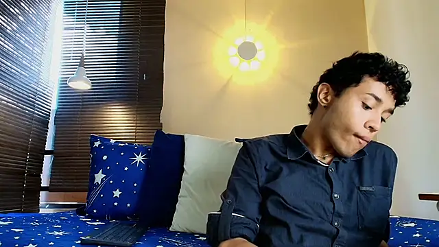 Damon Salvarote S online show from April 1, 2026, 7:33 pm