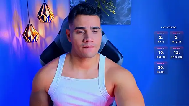 Snapshot of AndresRodriguez1 chatting on February 14, 2026, 1:30 pm AndresRodriguez1 online show from February 14, 2026, 1:30 pm