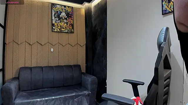 shaden  online show from February 4, 2026, 8:47 pm