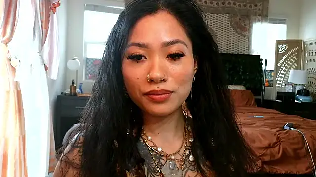 222goddess444you online show from February 19, 2026, 5:31 pm