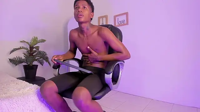 im oleiderr online show from February 28, 2026, 4:24 am