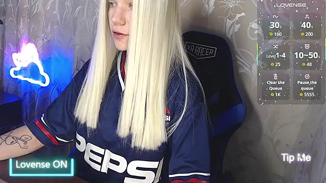 Shiny Victoria online show from April 1, 2026, 9:43 am