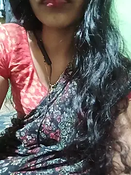 Snapshot of Royal_hotti0011 chatting on June 11, 2026, 9:51 am Royal hotti0011 online show from June 11, 2026, 9:51 am