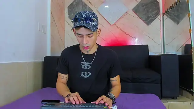 biig boy online show from March 9, 2026, 8:13 pm