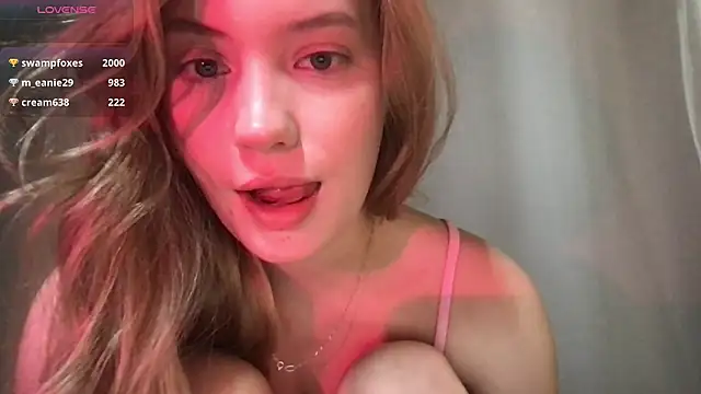 Snapshot of lola_boo chatting on March 2, 2026, 5:30 am lola boo online show from March 2, 2026, 5:30 am