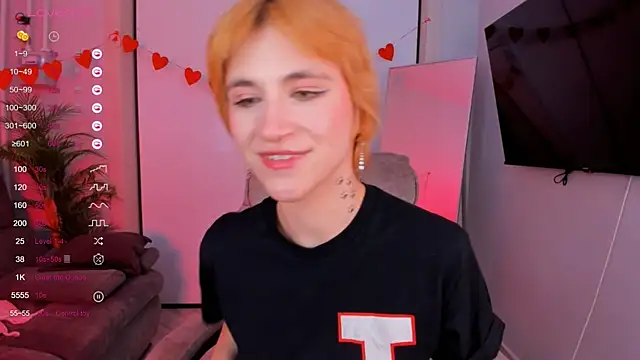 AutumnWhisper online show from April 8, 2026, 3:34 pm